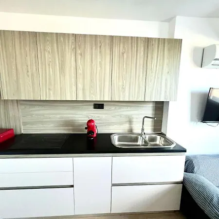 Velazquez Aeropuerto A Apartment *
